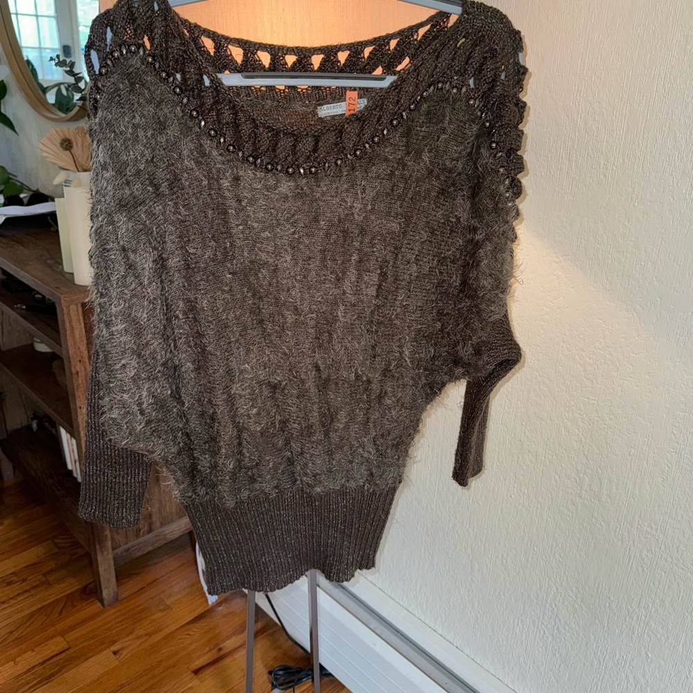 Drop sleeve sweater